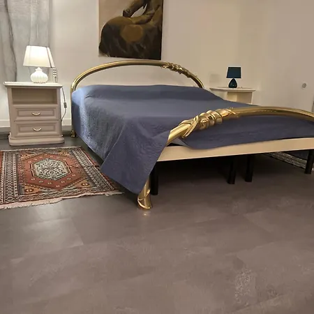 Cozy House Giulia, Wi - Fi , Parking Apartment